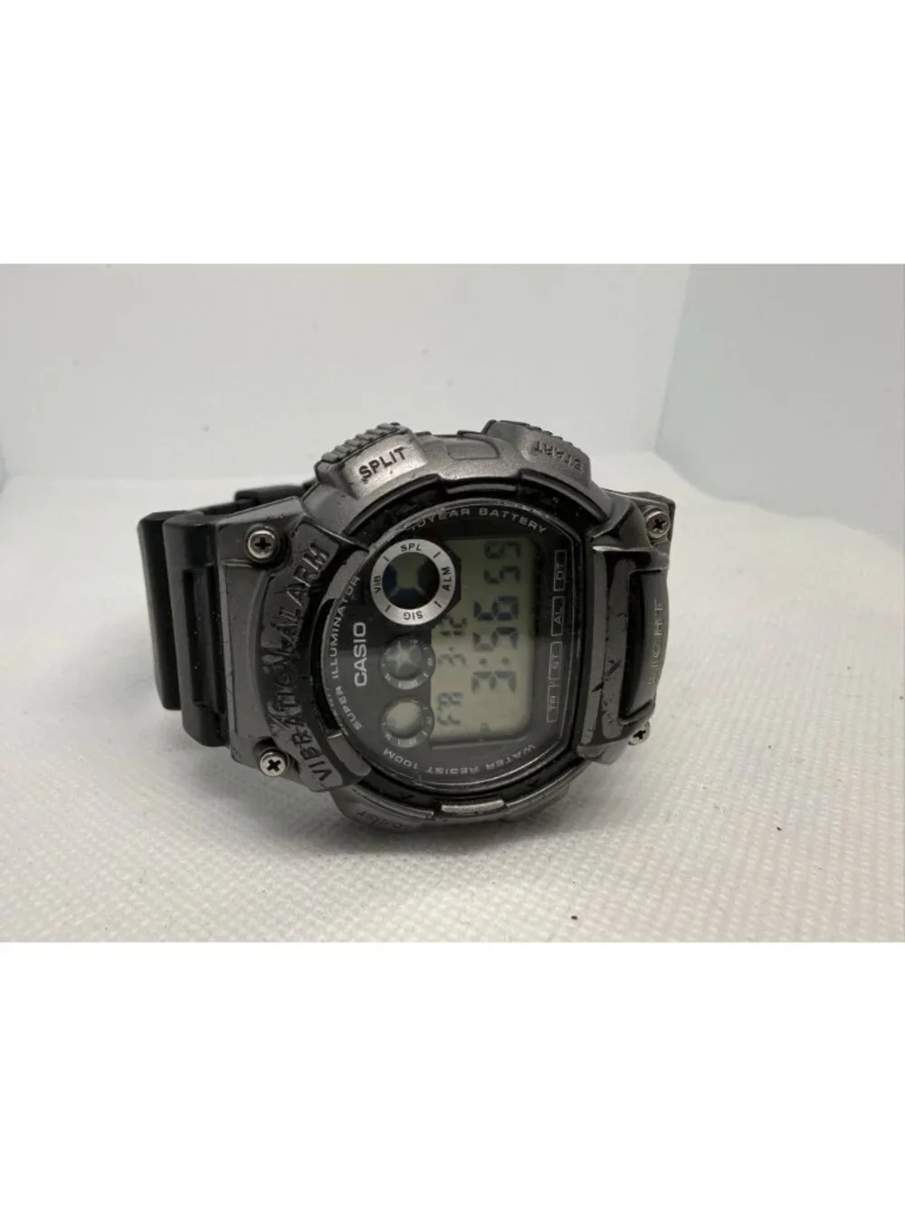 Casio W-735H Men's Black Digital Sport Watch 100M WR Vibe Alarm AS-IS - Picture 9 of 11